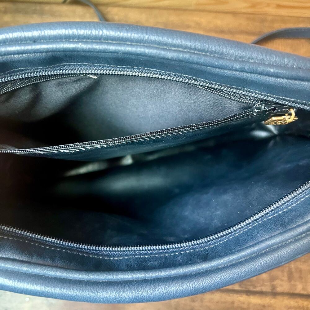 Vintage Anne Klein Leather Crossbody Bag Navy Blue 80s Gold Hardware Small Purse - Picture 14 of 16